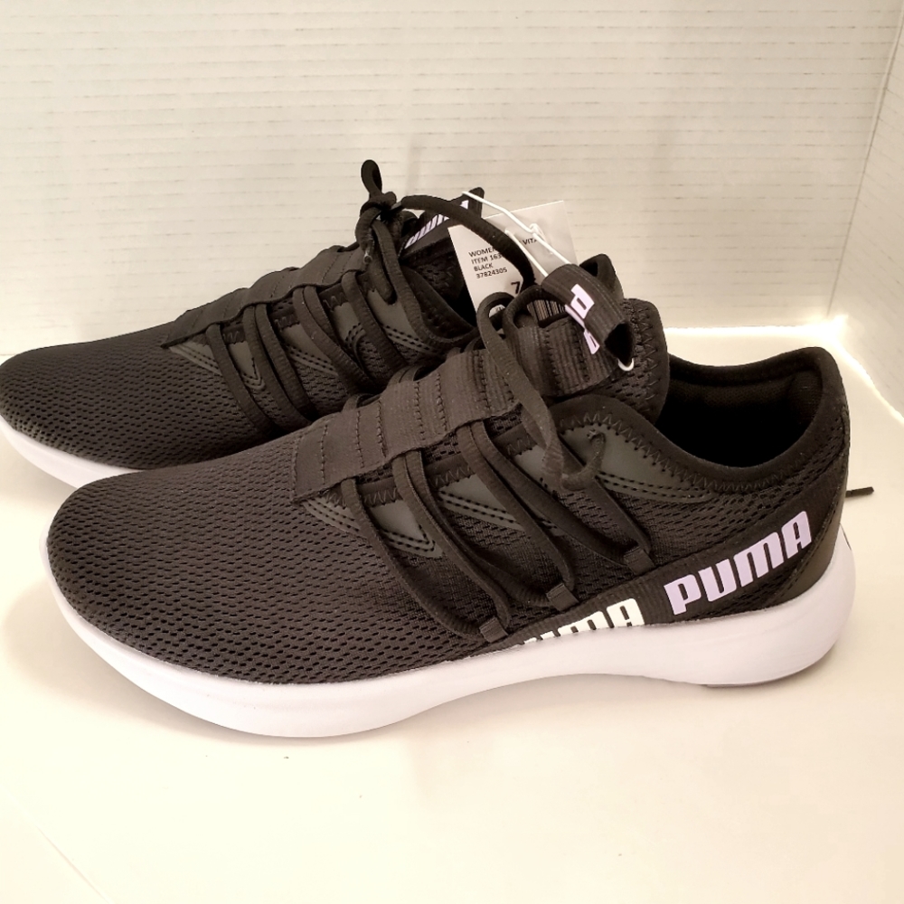 Puma Women's Black Star Vital Sneakers Size 7.5 NIB